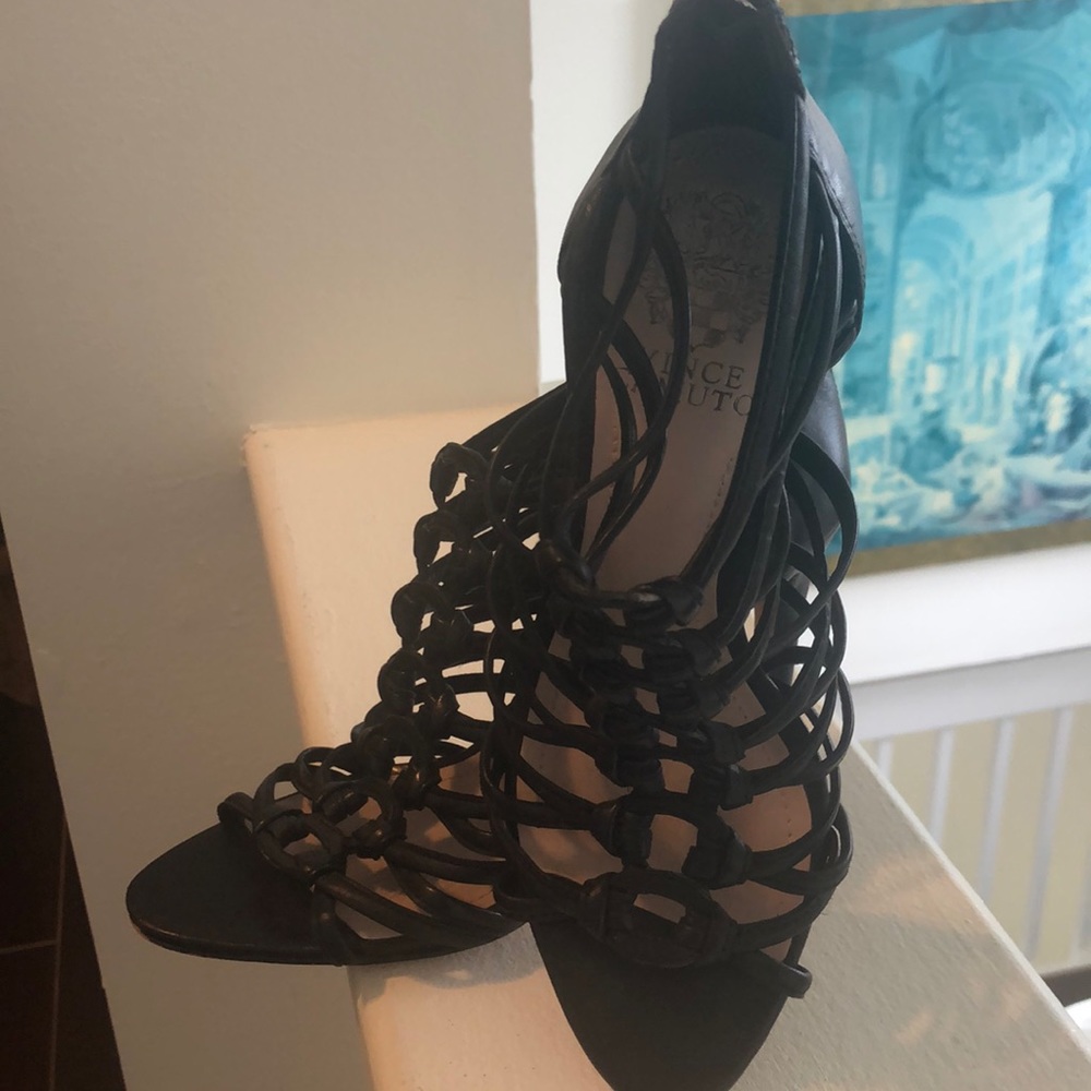 Vince Camuto Black Pumps